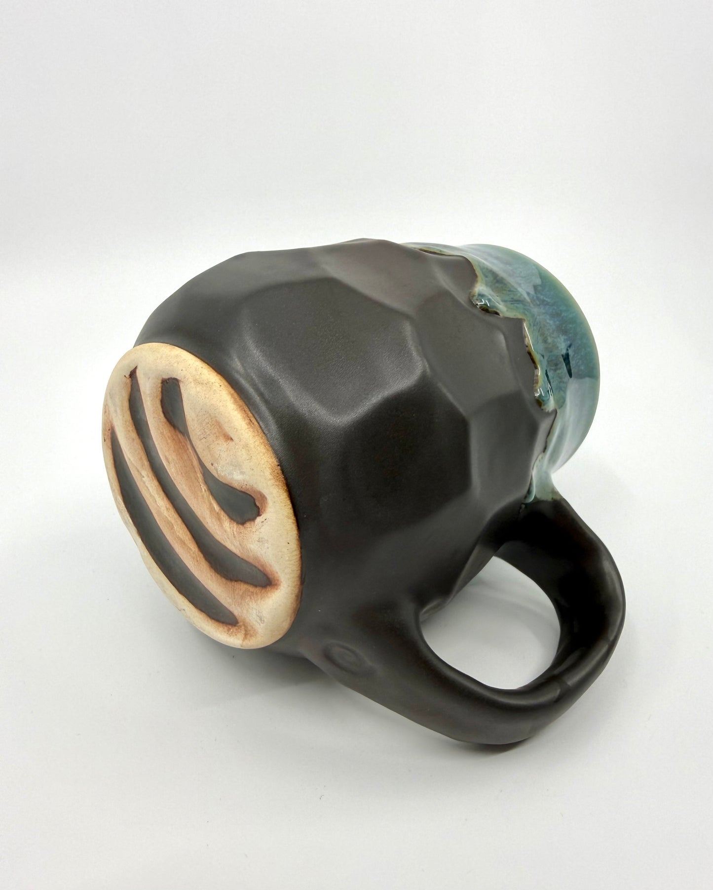 Horizon Faceted Mug